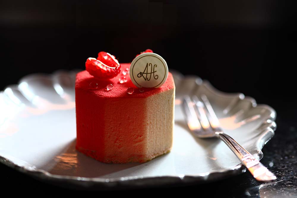 妥協を許さない、完璧主義から生まれる菓子　東京・代官山「アツシハタエ」波多江 篤