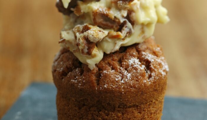 外はカリッ、中はしっとり！メルシーベイクの「キャロットケーキ」レシピ