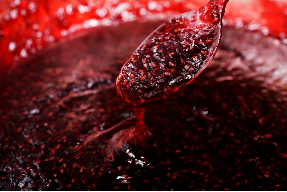 コンフィチュールにもカボス果汁とナッツメグを加える