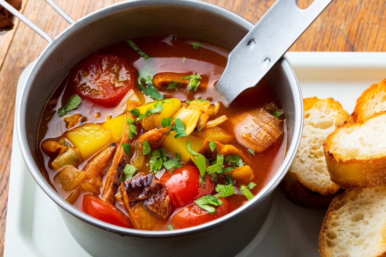 乾き物とは思えない極上の旨味「ブイヤベース風スープ」