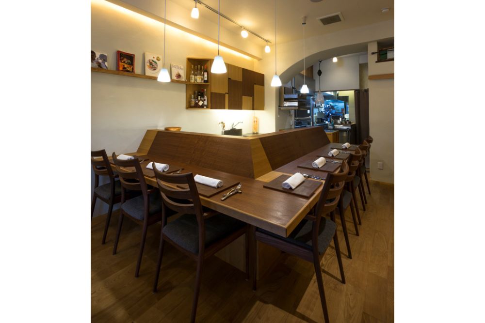 大阪・谷町「ア・カント」の店舗情報