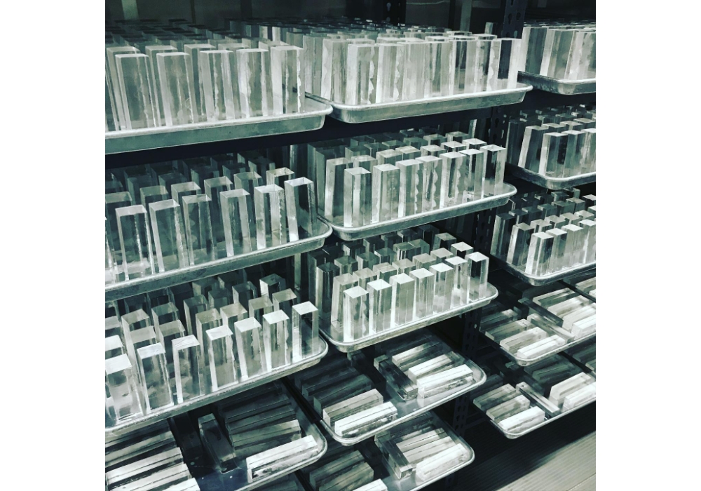 150 ㎏もある氷の塊