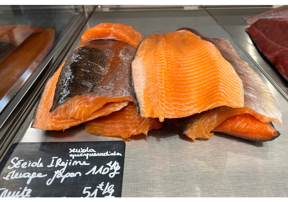 元弁護士＆エンジニアのカップルが挑む鮮魚店の流通革命。氷なしで鮮度を保つ秘密は？