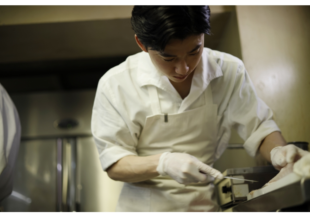 おいしさの追求以外に考えなければならないことが多々ある。