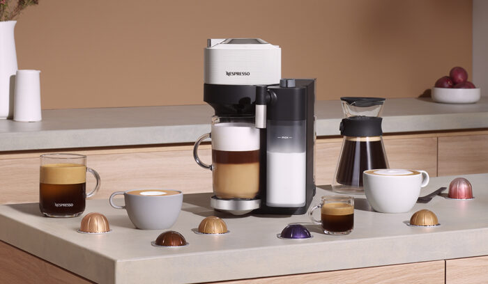 おうちカフェが、もっと贅沢な時間に変わる。ミルクレシピ対応「ヴァーチュオ ラティシマ」新登場