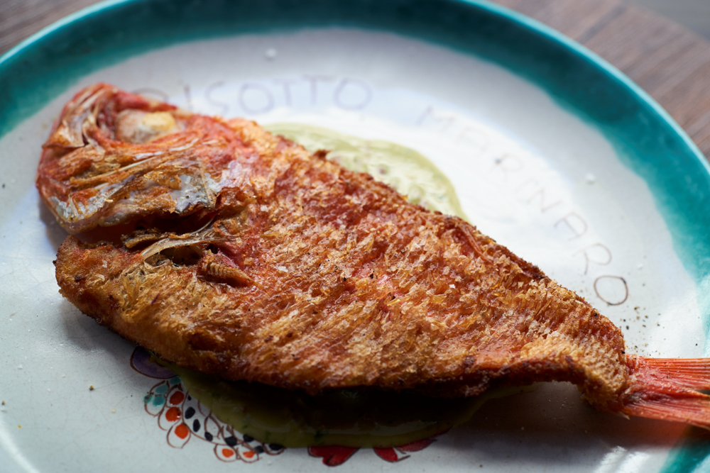 パリパリ＆ザクザクのダブル食感「金目鯛のうろこ焼きカツレツ」