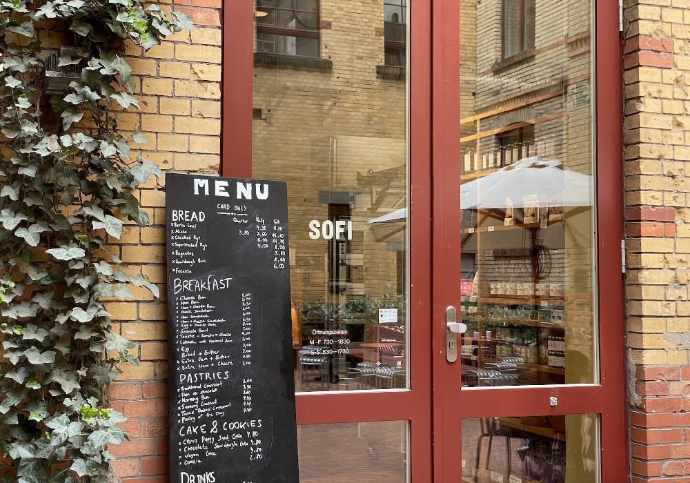 ベルリンの繁華街ミッテ地区の中庭にあるソフィ