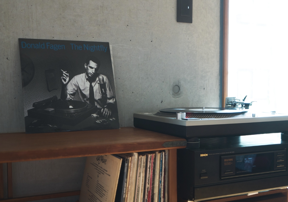 写真のジャケットは藤井さんが大好きなドナルド・フェイゲン。