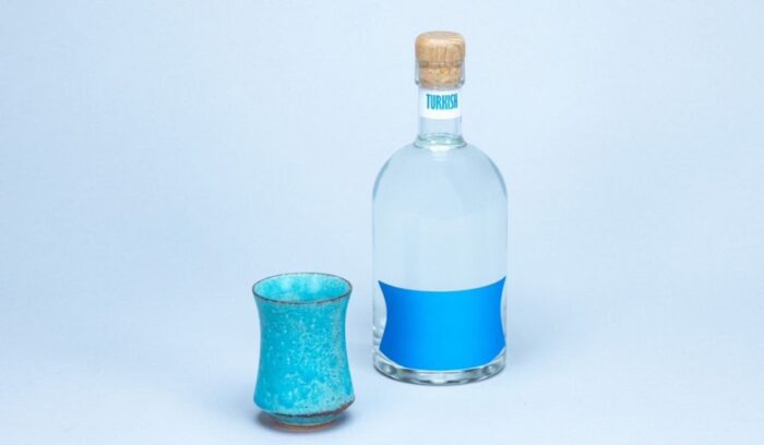 日本酒蔵「仙禽」×器のブランド「La Maison de Vent」がコラボレーション