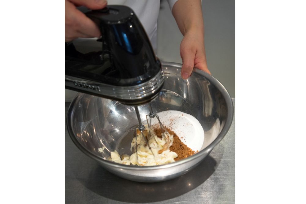 バターを混ぜる