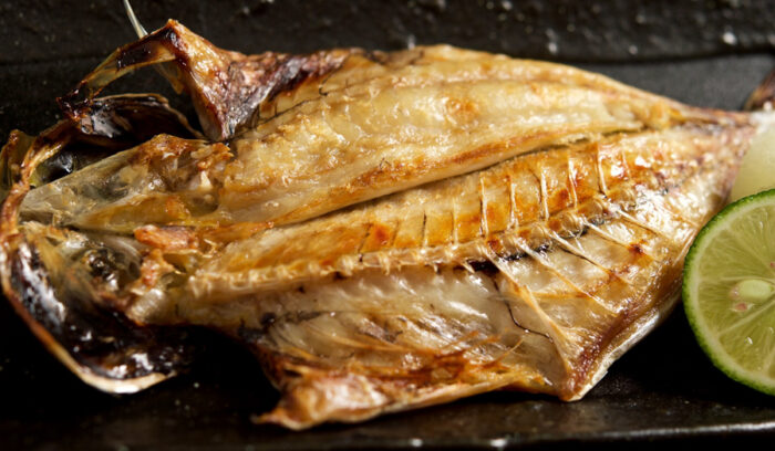 涼しい夜風で優しい味わいに「アジの一夜干し」