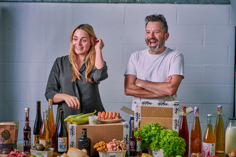 ワイルドの創始者でありCEOを務める、ニック・ジェファーソン氏（右）とエラ・クーパー氏