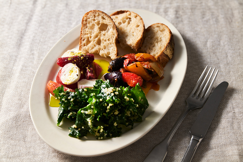 「ホワイト」とデリ惣菜