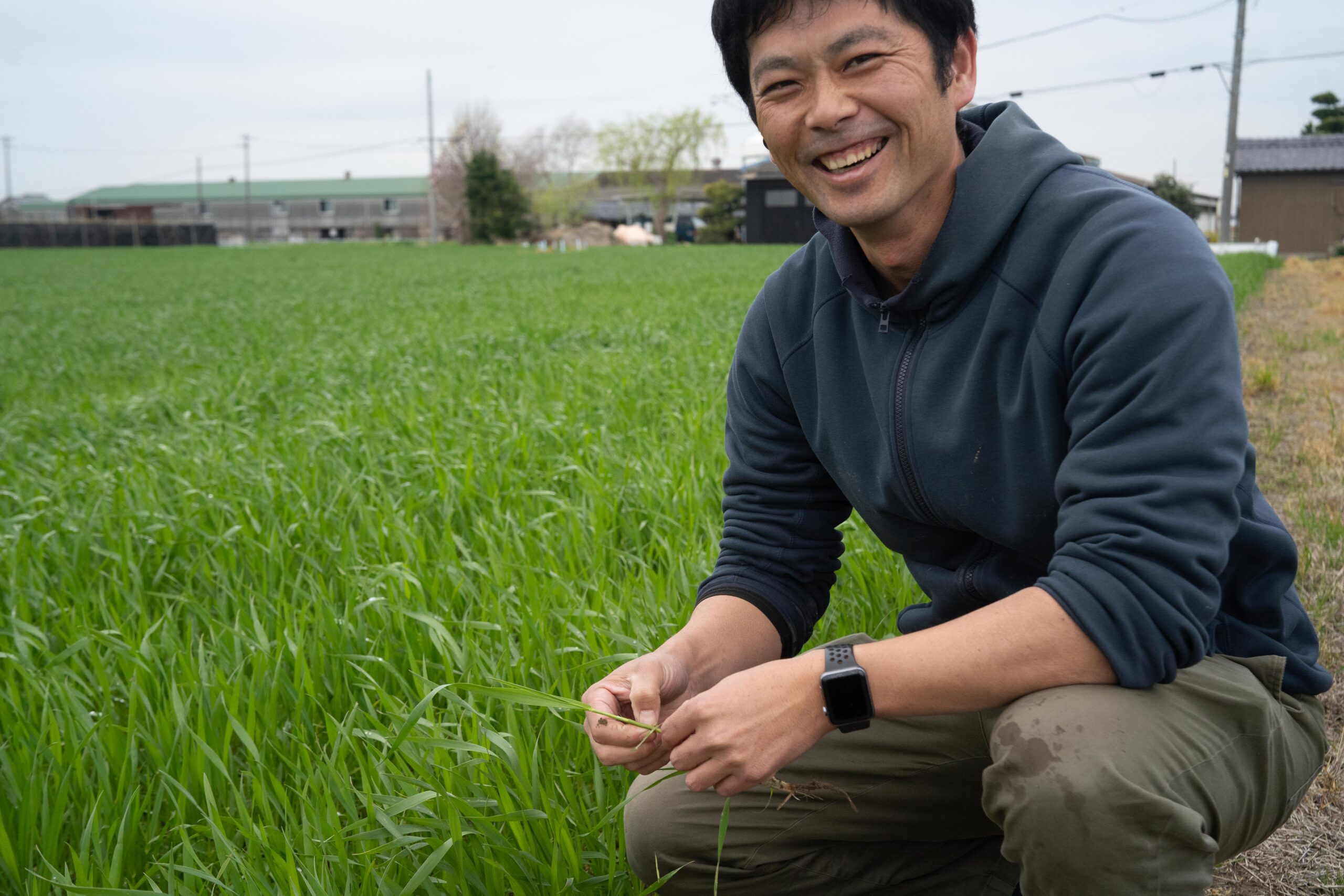 羽佐田トラクターの羽佐田辰也さん。「おにぎり大賞」（2019）、「寿司米大賞」（2020）など数々受賞、お米の世界では名前を知られる存在