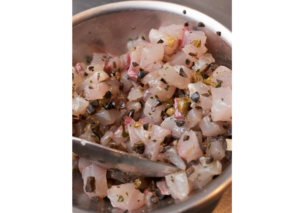 ［１］カンパチをマリネする