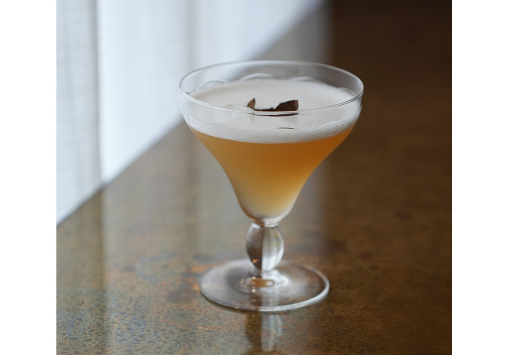 菊芋と赤味噌のウイスキーサワー