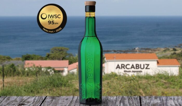 種子島の大地が教える、豊かさとは。砂糖のプロが造る搾りたてサトウキビのラム酒