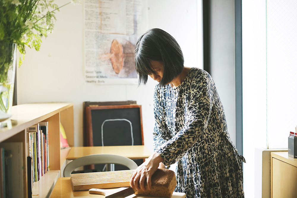 くらもとさんがカット