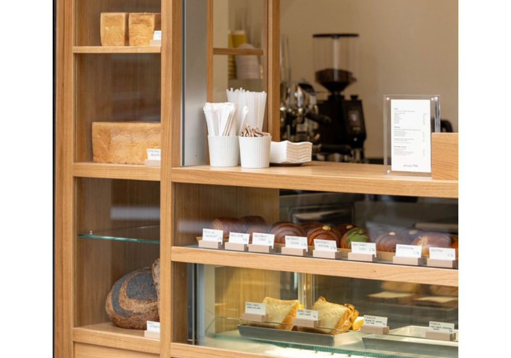 パンとコーヒーが一緒に変えるカウンター