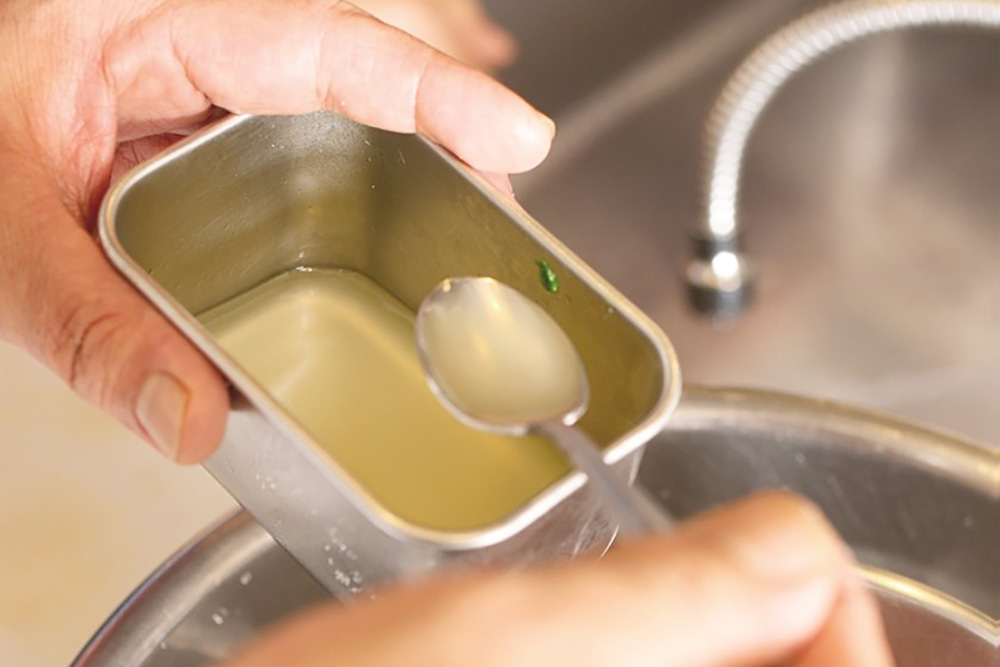 トマトを調味する