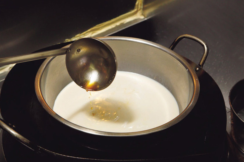 すべて混ぜて漉す