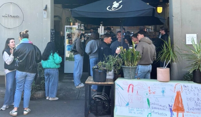 ノンアルコールで健康的に踊る！SNSで広がる“ソフト・クラビング”