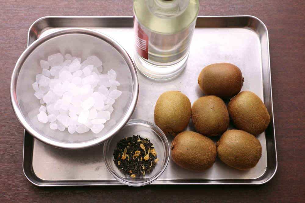 「キウイとジャスミン茶のお酒」材料