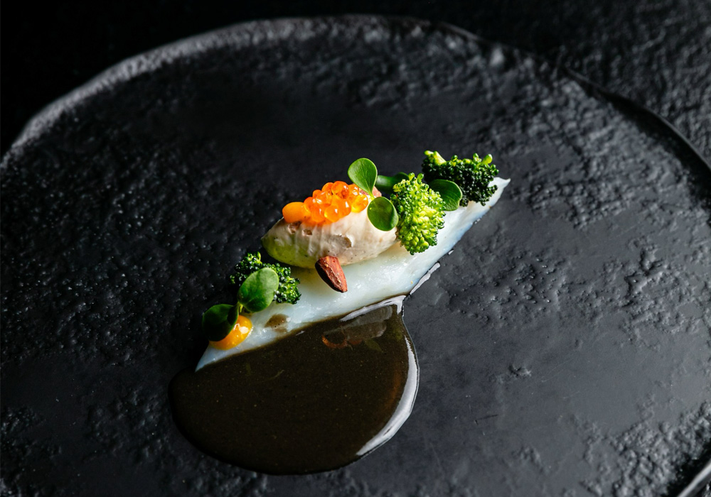 料理人とパティシエの視点を併せ持つ、次世代デュオのクリエイションに注目！