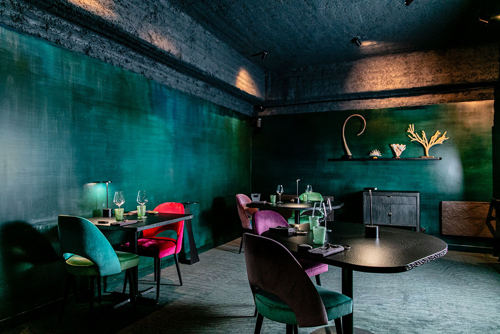 ケルクパール...アビスの店内