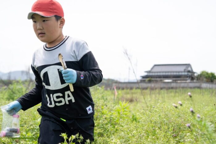 さぁ野原で酵母を見つけよう！僕らの土地からパンが生まれる。