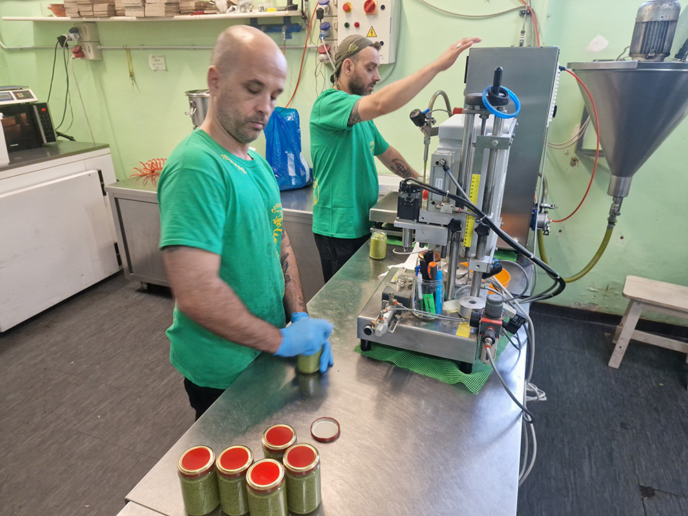 ペストジェノヴェーゼには、合成保存料などは一切使用されていない