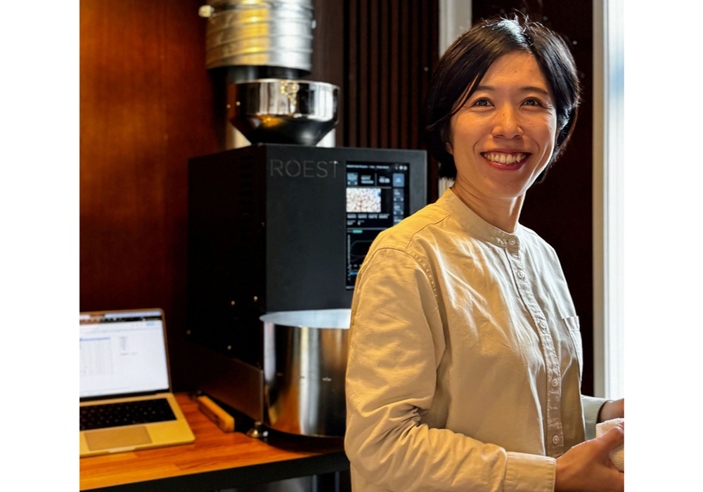 AI搭載の焙煎機を味方に。オスロ在住コーヒー焙煎士、真木彩衣さんの挑戦