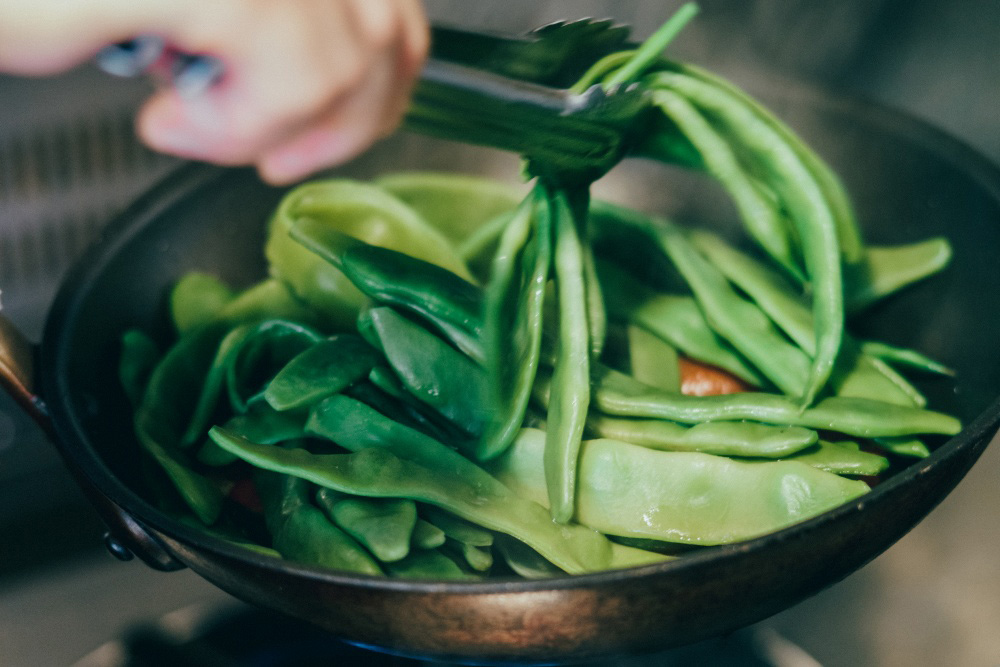 水分を飛ばしながら煮る