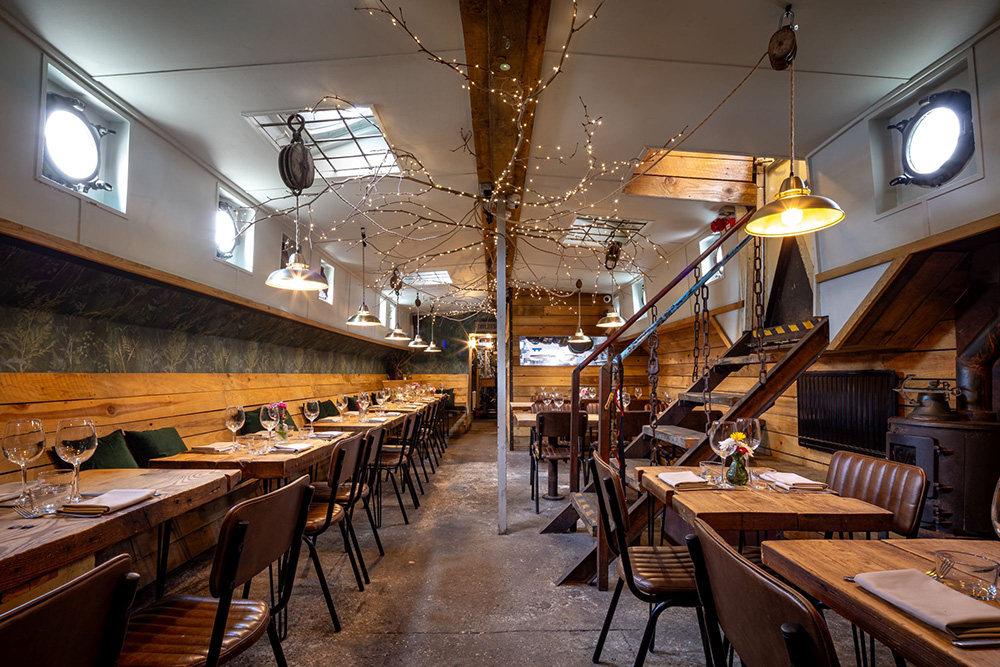 ダイニングスペース