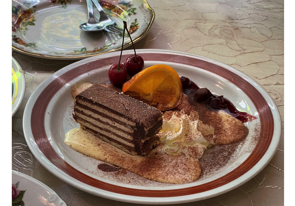 “冷たい犬”に“死んだおばあちゃん”――独特なネーミングの東ドイツ懐かしの味がカムバック！