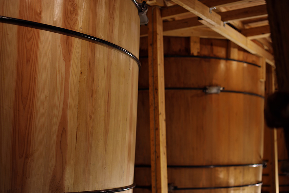 100年ぶりに新調した木桶