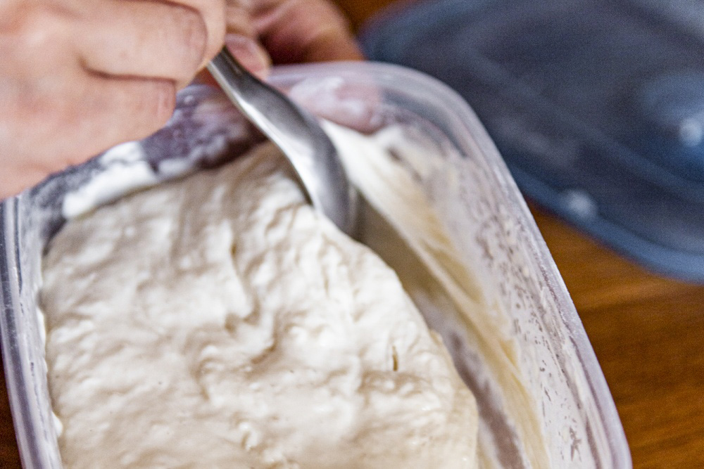 ［８］生地を折りたたむ