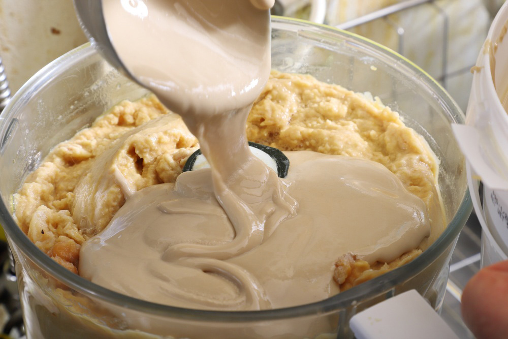 ［２］滑らかなペースト状にする