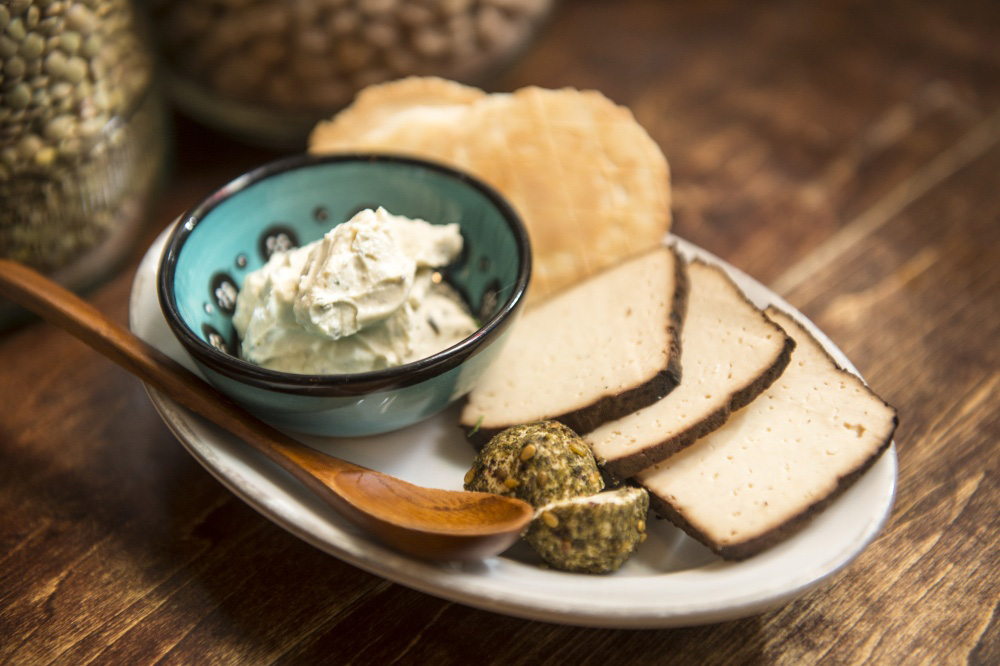 ３種のヴィーガン・チーズ