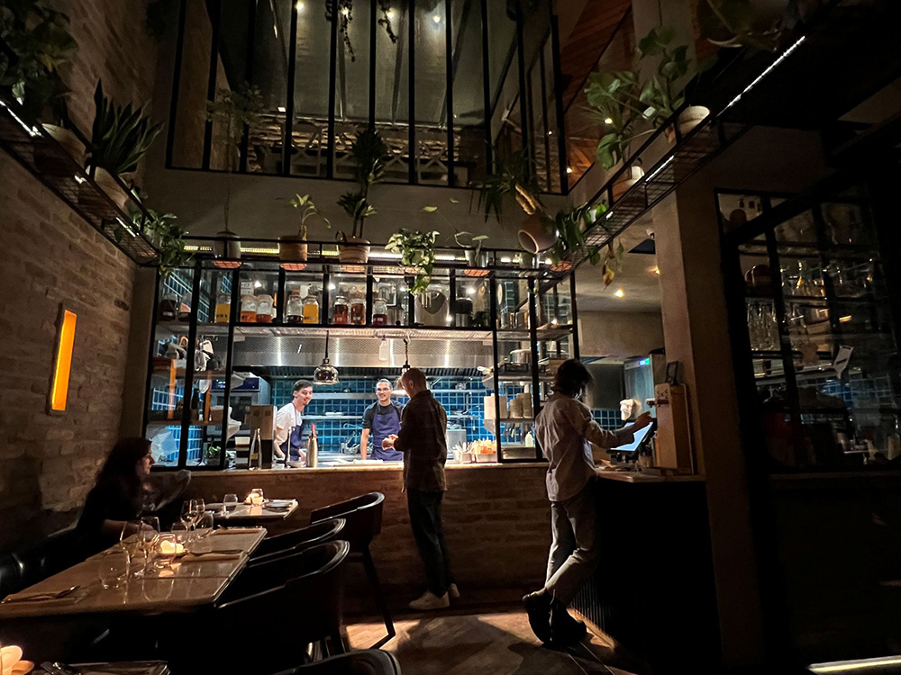 フィンカ（Finka）店内