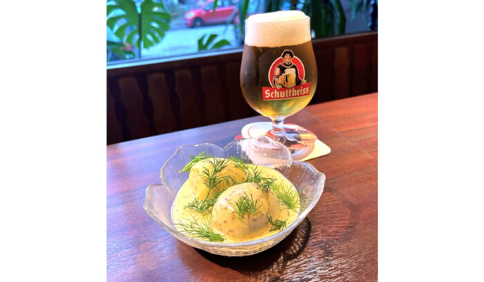 ベルリンで人気再燃！レトロな居酒屋“クナイペ”文化の再興