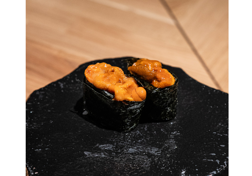 ガリシアウニと日本のウニとの食べ比べ