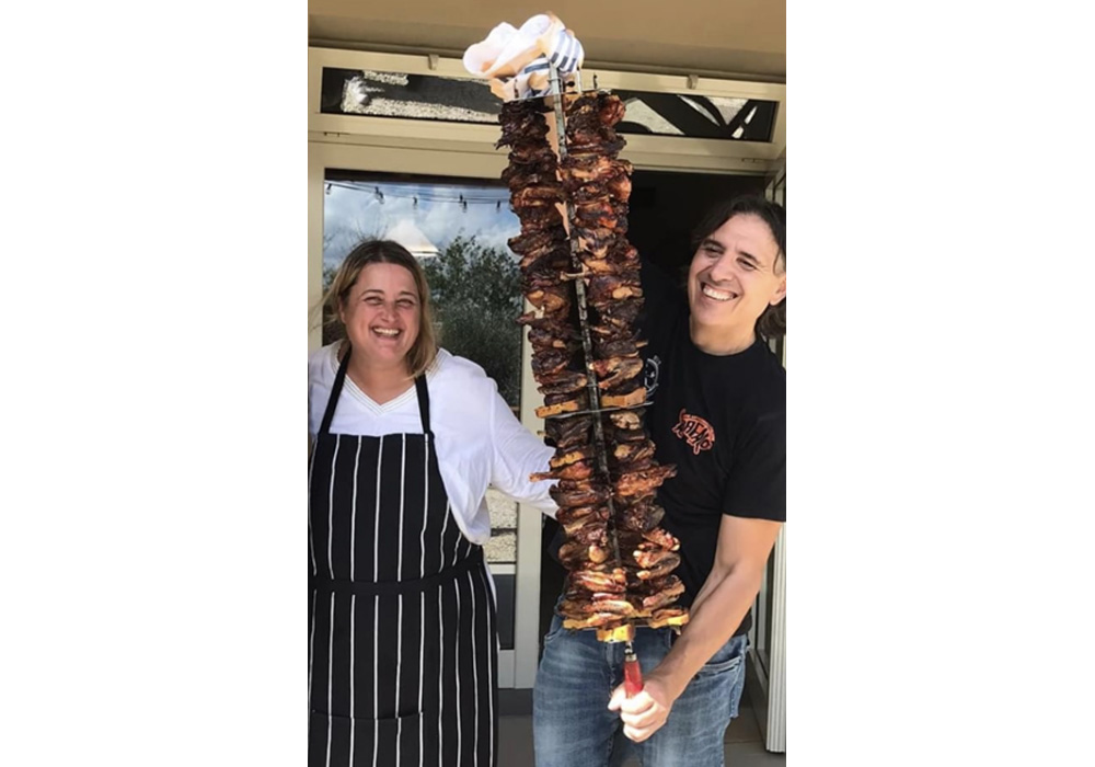 彼女の人生のパートナーのアントニオ・マッサ