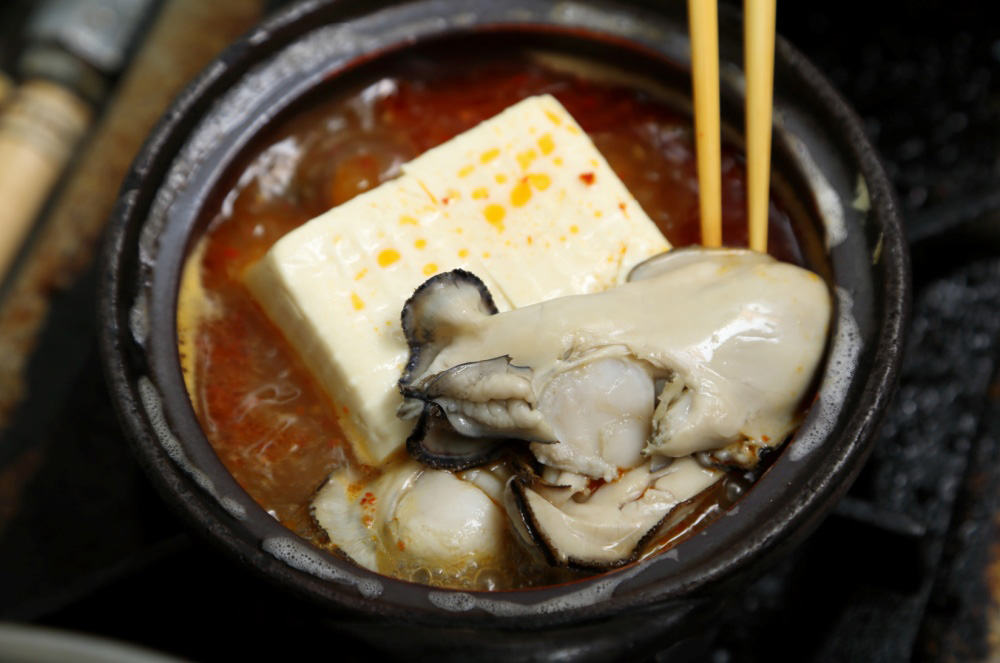 ［６］牡蠣をさっと火入れ