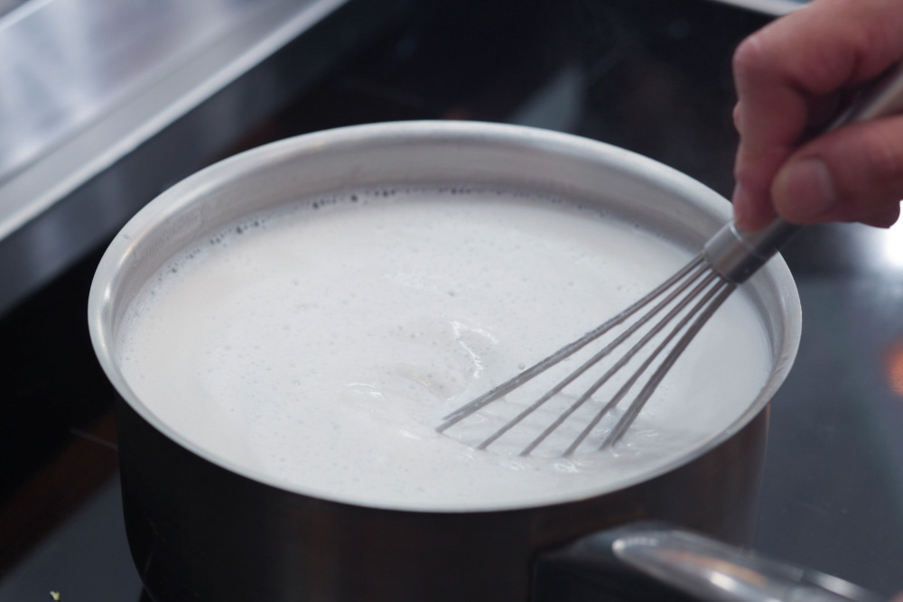 ［５］グラニュー糖を溶かす