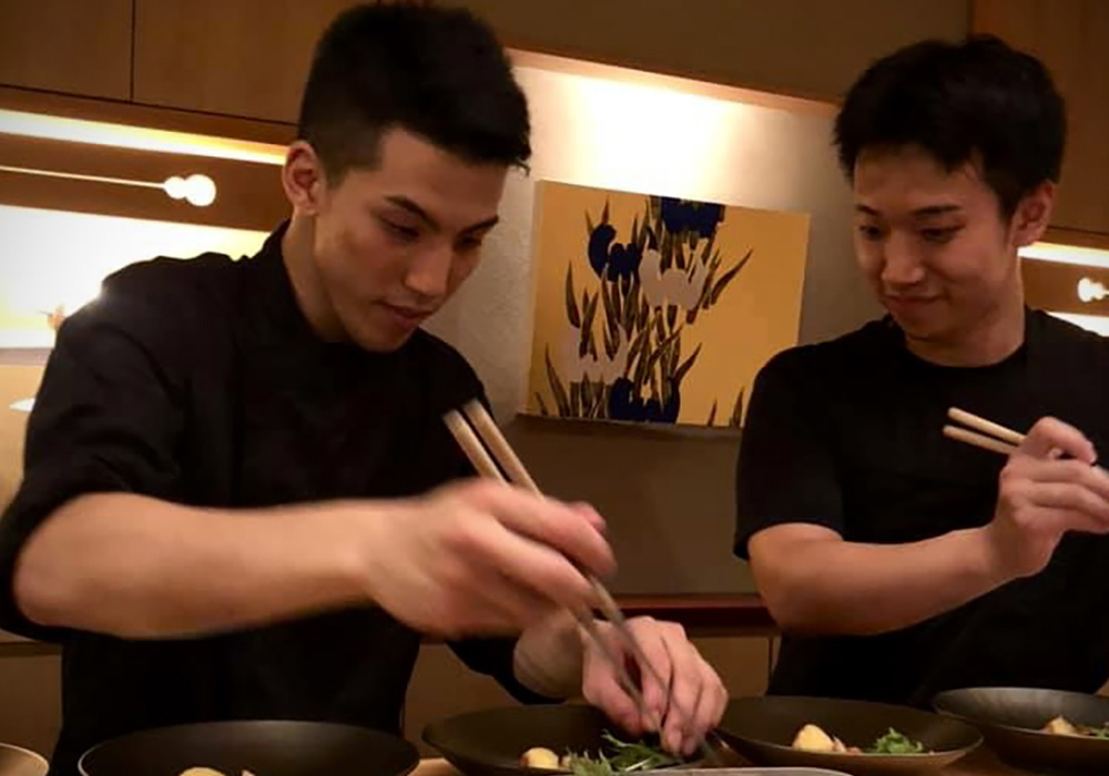 右がイ・ゼランさん