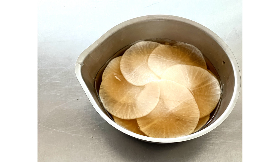 飽きない料理、長く愛される味。「鴨肉の塩焼き」
